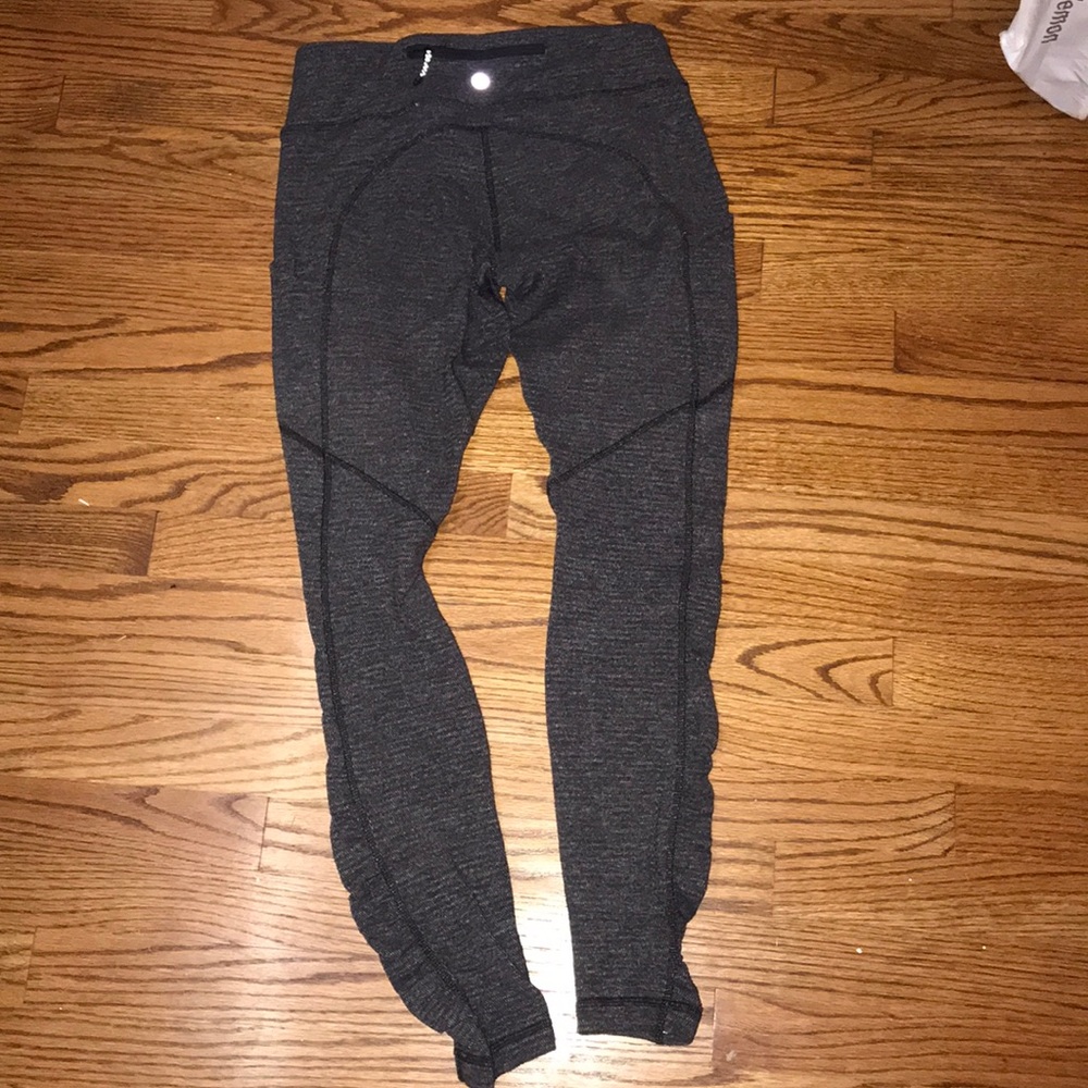 Lululemon full length heathered grey leggings!